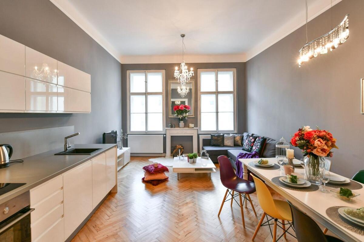 Cityscape Wenceslas Square Apartment Praag Buitenkant foto